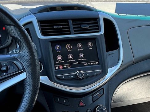 Used 2020 Chevrolet Sonic LT image 6