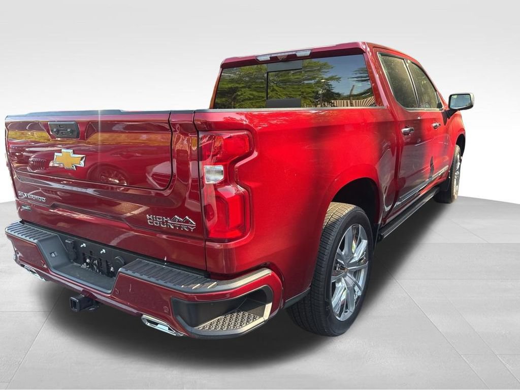 Used 2025 Chevrolet Silverado 1500 High Country AWD/4WD image 5