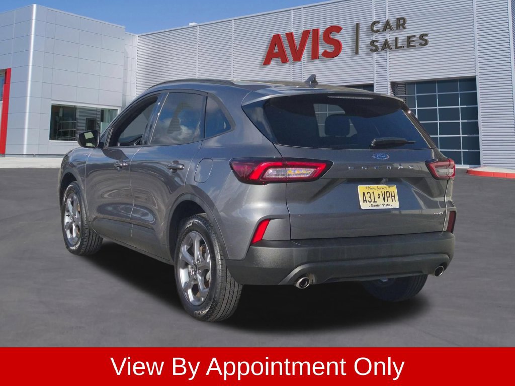 Used 2025 Ford Escape ST-Line AWD/4WD image 9