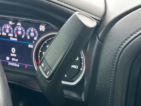 Used 2022 Chevrolet Silverado 1500 High Country image 21