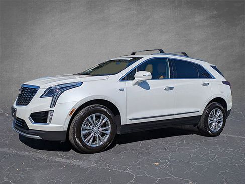 Certified 2022 Cadillac XT5 Premium Luxury image 2