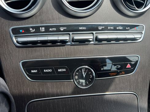 Used 2021 Mercedes-Benz C 300 4MATIC Sedan image 28