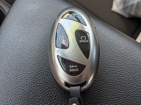 Used 2024 Hyundai Elantra SEL FWD image 32