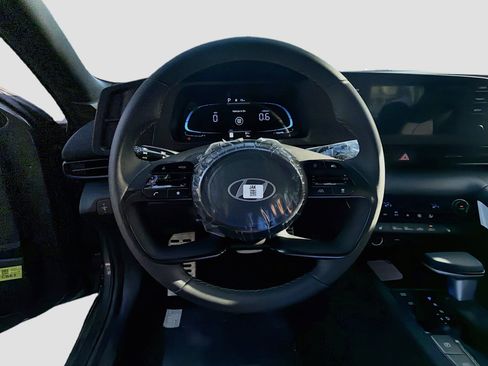 New 2026 Hyundai Elantra SEL Sport Premium FWD image 8
