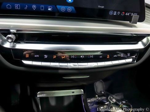 New 2025 Cadillac Lyriq Luxury w/ LPO, Floor Liner Package image 18