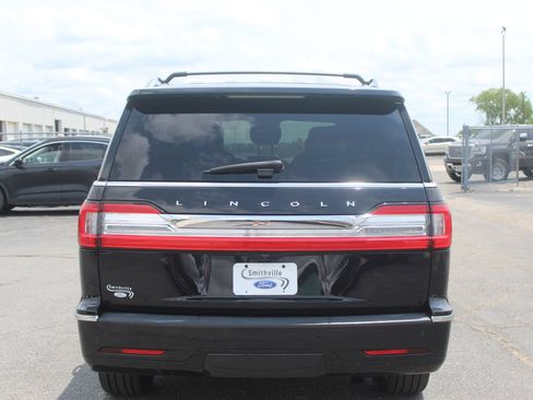 Used 2020 Lincoln Navigator L Reserve AWD/4WD image 5