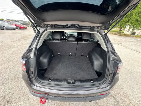 Used 2019 Jeep Compass Trailhawk AWD/4WD image 21