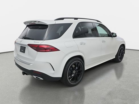 Used 2025 Mercedes-Benz GLE 450 4MATIC image 5