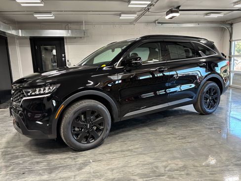 Used 2021 Kia Sorento S image 5