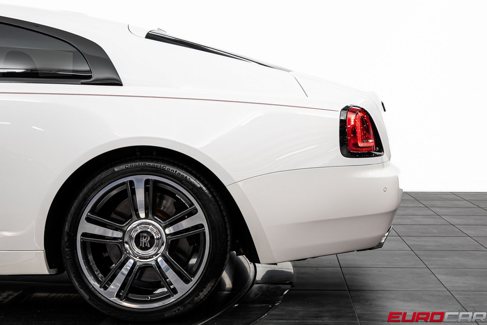 Used 2018 Rolls-Royce Wraith RWD image 11
