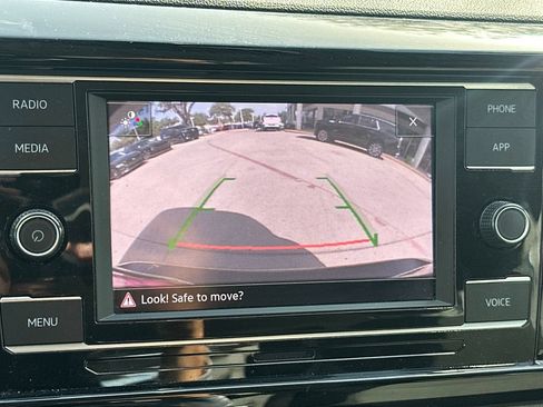 Used 2024 Volkswagen Taos S FWD image 25