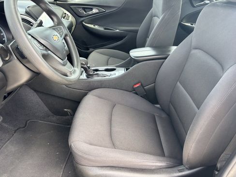 Used 2023 Chevrolet Malibu LT image 12