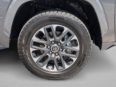 Used 2024 Toyota Tundra Limited AWD/4WD image 21