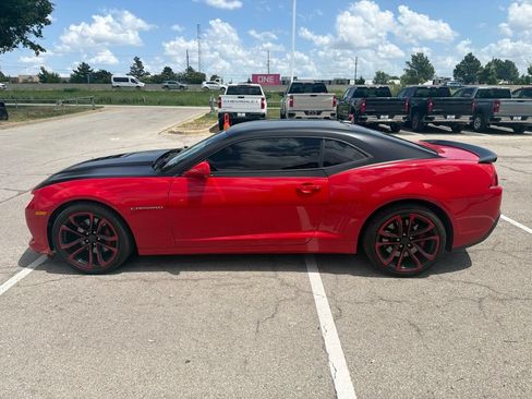 Used 2015 Chevrolet Camaro SS w/ SS Performance Package RWD image 5