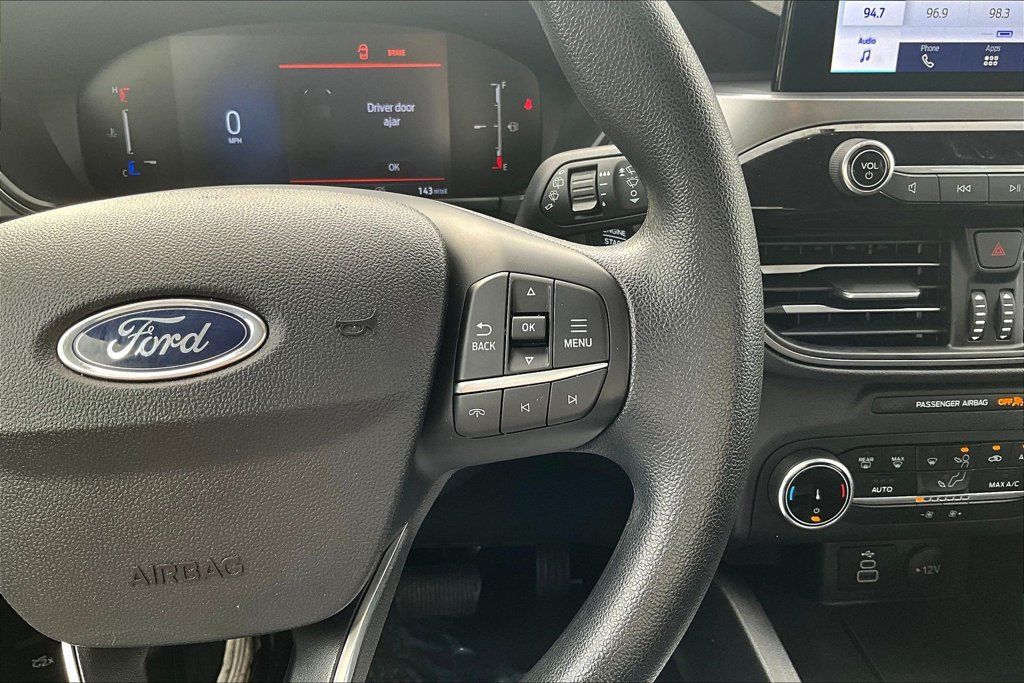 Used 2025 Ford Escape Active FWD image 14