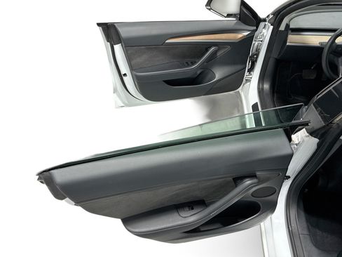 Certified 2023 Tesla Model 3 Long Range AWD/4WD image 10