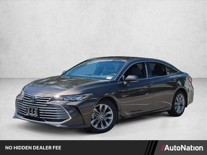 Used 2020 Toyota Avalon XLE w/ Moonroof Package