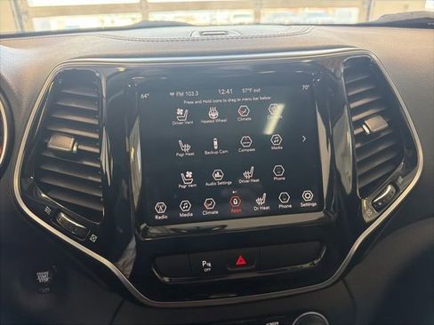 Used 2019 Jeep Cherokee Limited w/ Luxury Group AWD/4WD image 45