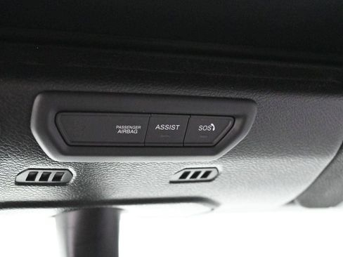 Used 2023 Jeep Wrangler Unlimited Sahara AWD/4WD image 29