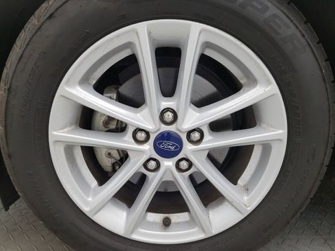 Used 2017 Ford Focus SE FWD image 31