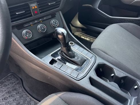 Used 2019 Volkswagen Jetta S FWD image 25