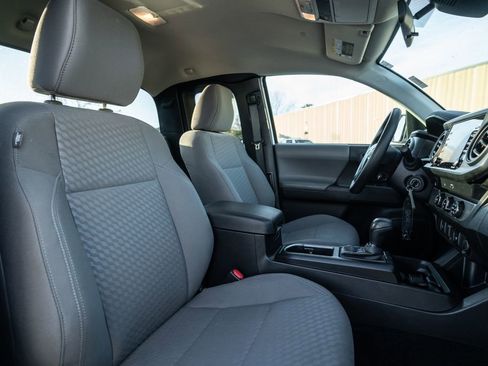 Used 2023 Toyota Tacoma SR image 13