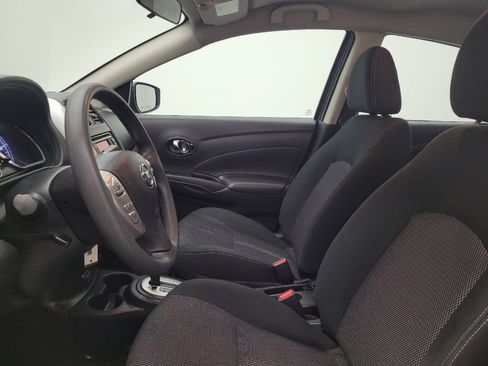 Used 2018 Nissan Versa SV image 17