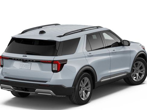New 2026 Ford Explorer Active image 3