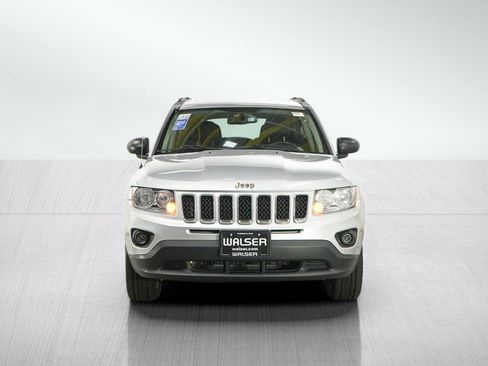 Used 2012 Jeep Compass Limited w/ Sun/Sound Group AWD/4WD image 8