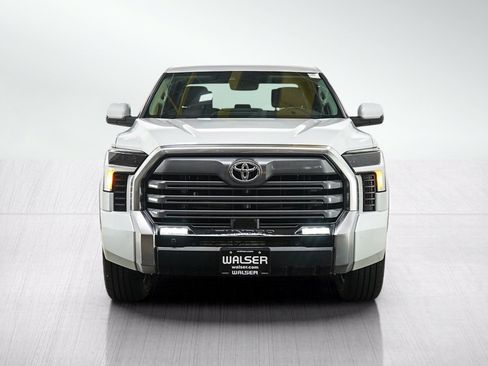 Used 2022 Toyota Tundra Limited AWD/4WD image 7