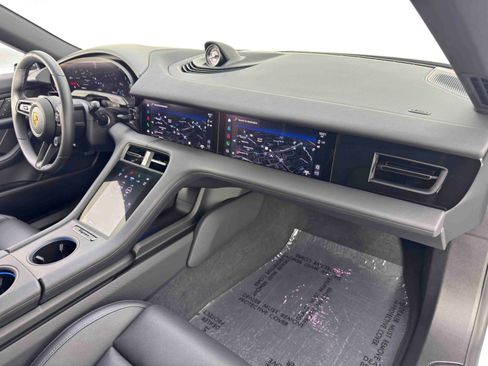 Used 2024 Porsche Taycan 4 Cross Turismo w/ Premium Package image 15