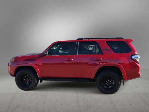 Used 2024 Toyota 4Runner TRD Off-Road Premium w/ Off Road Premium Plus Package image 5