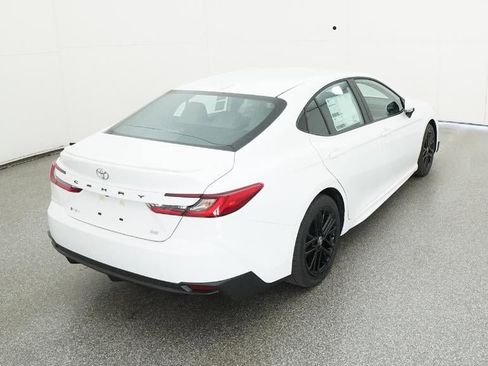 New 2026 Toyota Camry SE image 8