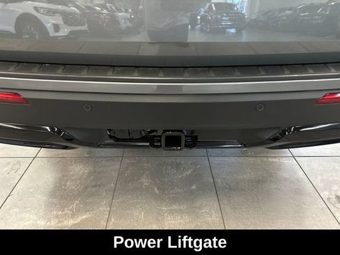 Used 2025 Ford Explorer ST-Line AWD/4WD image 9