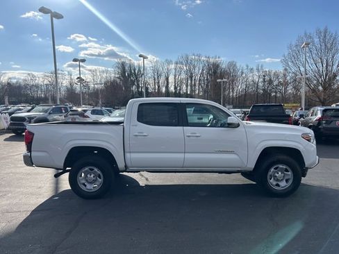 Used 2023 Toyota Tacoma SR5 image 5