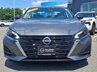 Used 2025 Nissan Altima 2.5 SV FWD video 2
