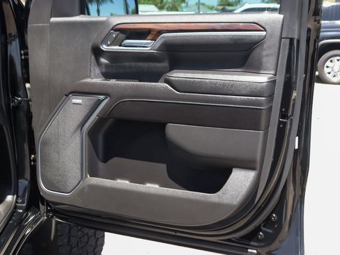 Used 2023 GMC Sierra 1500 SLT w/ SLT Premium Package AWD/4WD image 47