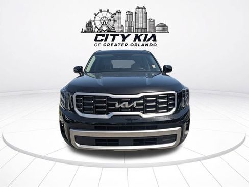Certified 2024 Kia Telluride S w/ S Sunroof Package FWD image 8