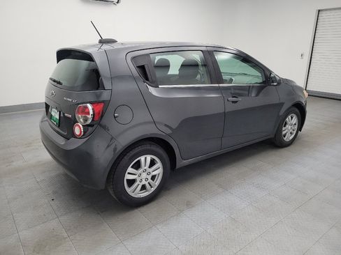 Used 2016 Chevrolet Sonic LT image 10