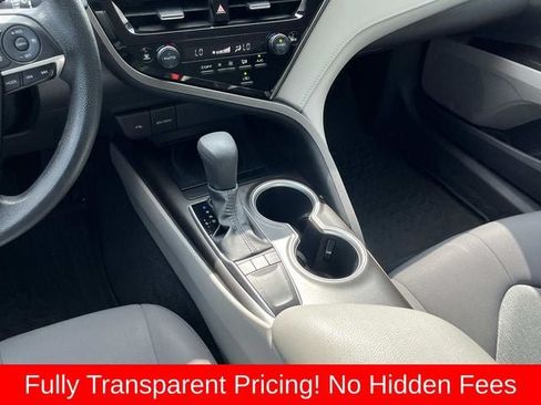 Used 2022 Toyota Camry LE w/ Convenience Package FWD image 13