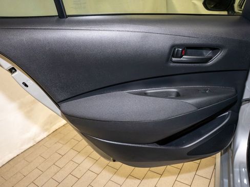 Used 2023 Toyota Corolla LE image 9