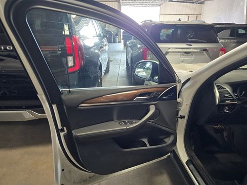 Used 2019 BMW X3 sDrive30i w/ Driving Assistance Package image 10