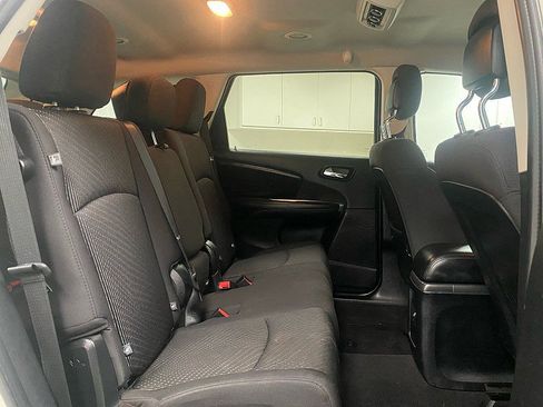 Used 2013 Dodge Journey SE image 17