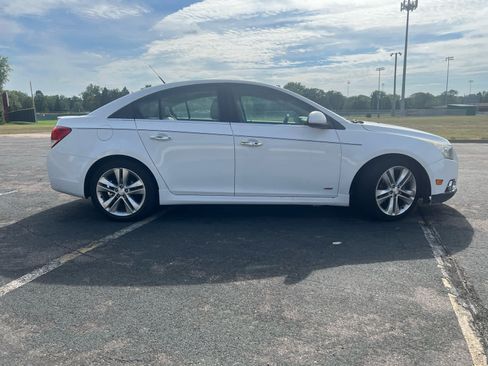 Used 2013 Chevrolet Cruze LTZ w/ RS Package FWD image 6