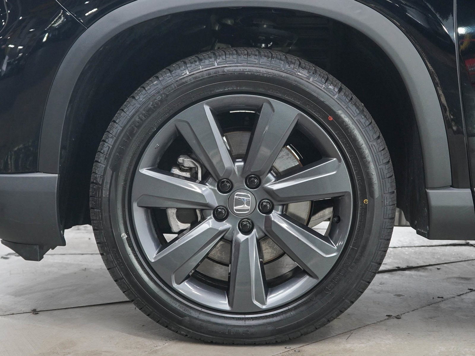 Used 2025 Honda Pilot Sport image 30