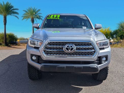 Used 2017 Toyota Tacoma TRD Off-Road w/ Tow Package image 8