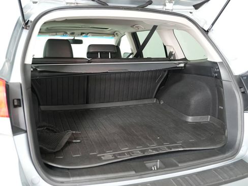 Used 2013 Subaru Outback 2.5i Limited image 32