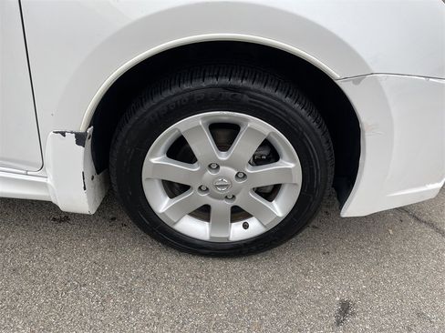 Used 2011 Nissan Sentra 2.0 SR image 11