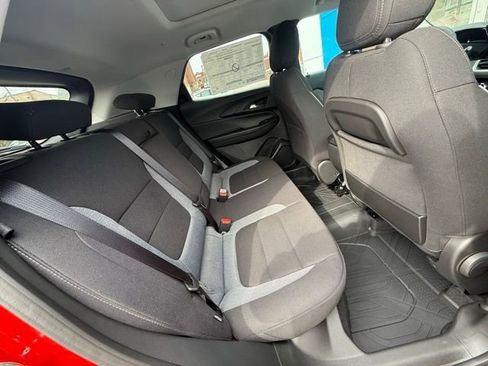 New 2026 Chevrolet TrailBlazer LT w/ Convenience Package image 18