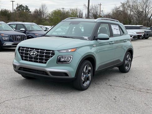 New 2026 Hyundai Venue SEL image 3